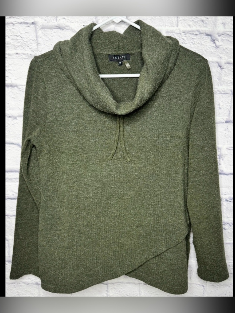 1. STATE Cowl Neck Top in Green Size Medium Like New